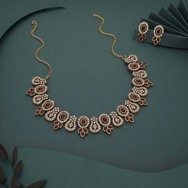 Tehzeeb Creation  gold pleated maroon colour choker with dangle earrings THZ281