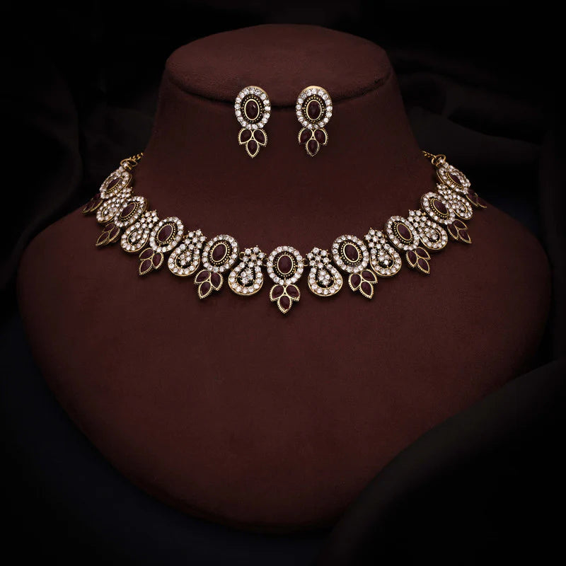 Tehzeeb Creation  gold pleated maroon colour choker with dangle earrings THZ281