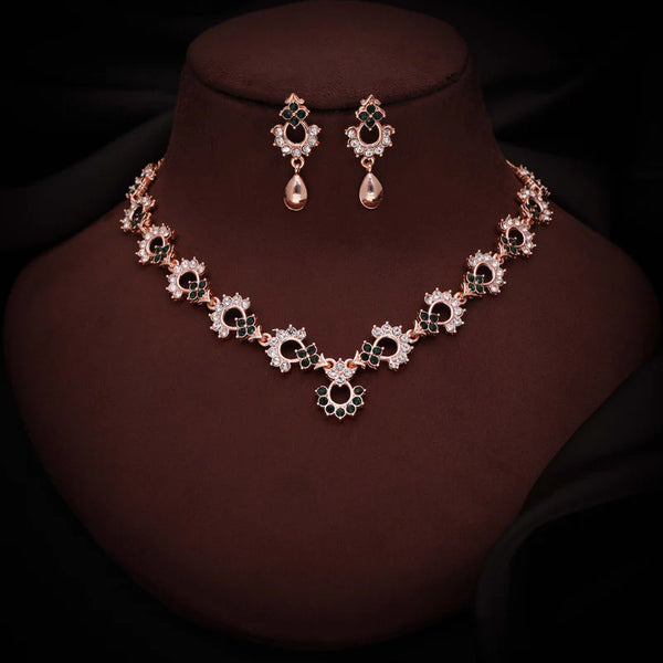 Tehzeeb Creation gold pleated green diamond nacklace with earrings THZ299