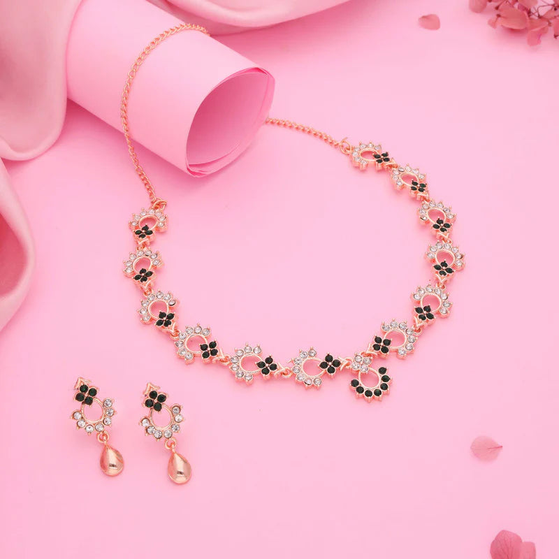 Tehzeeb Creation gold pleated green diamond nacklace with earrings THZ299