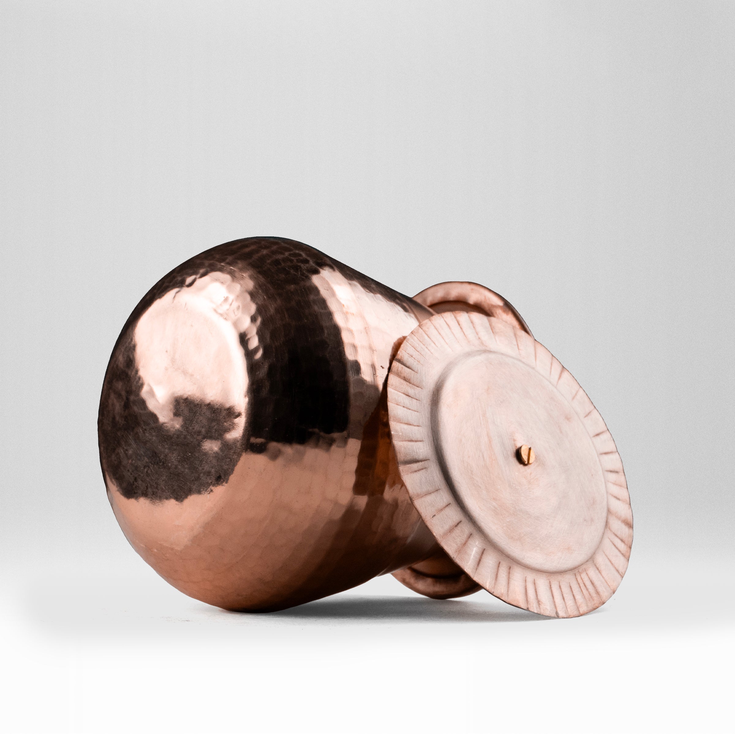 Health Smith Pure Copper Almond Lota with Hammered Finish With Lid– Lacquer Coated for Long Life