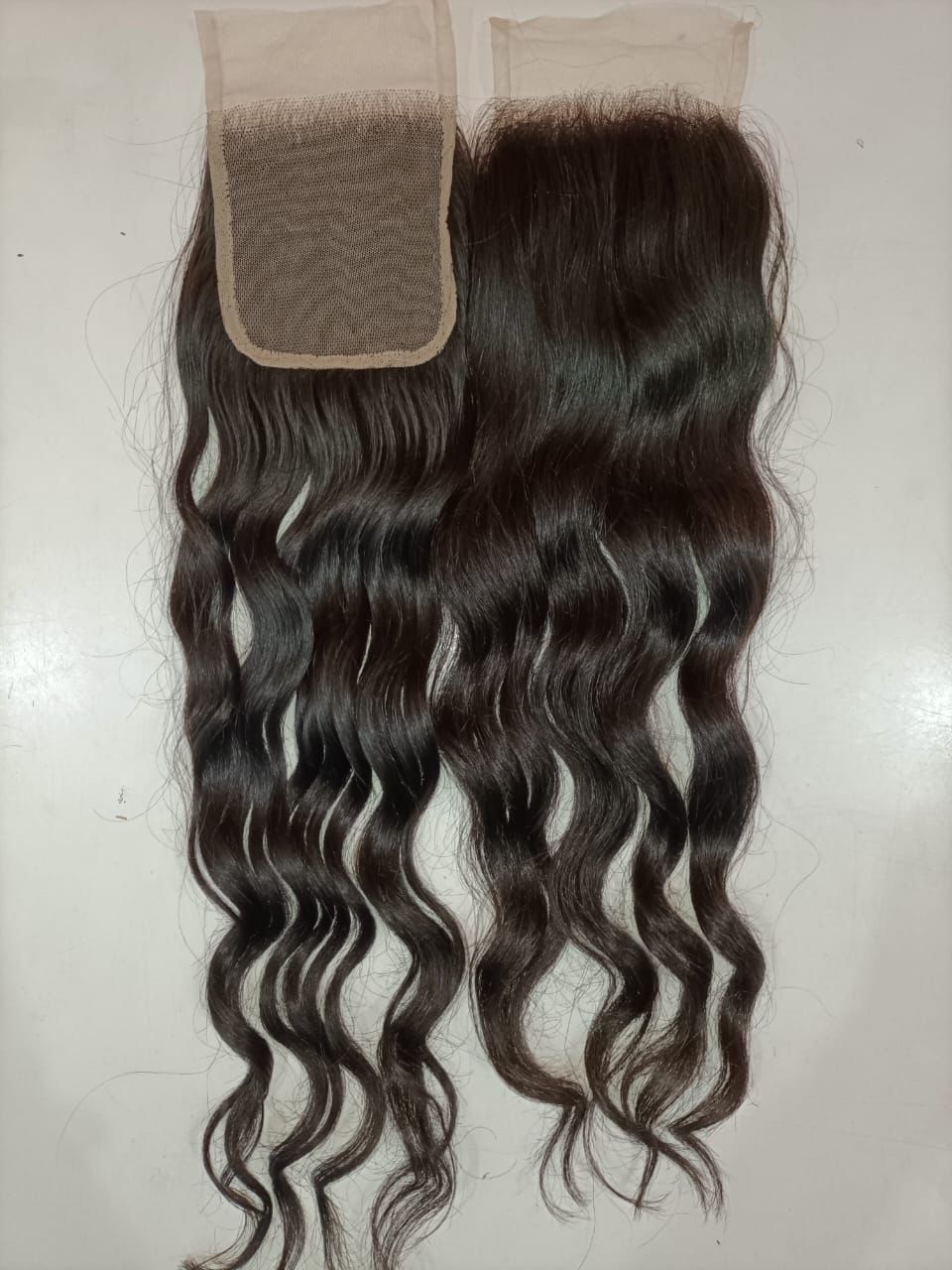 Wavy hair closure