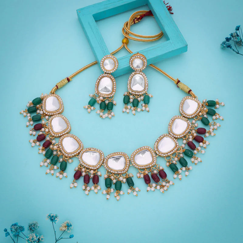 Tehzeeb Creation gold pleated kundan green & maroon colour nacklace with earrings THZ305