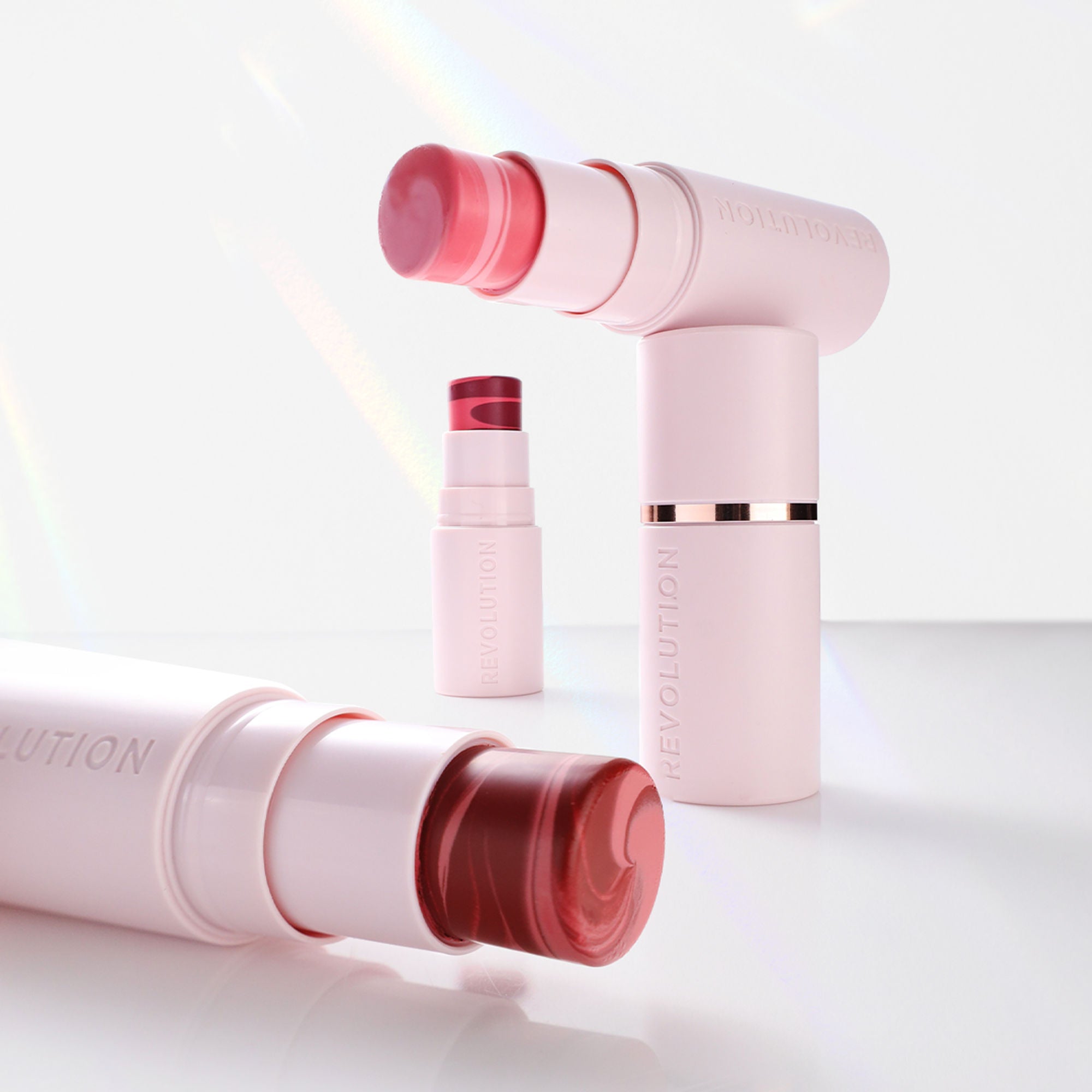 Makeup Revolution Skin Silk Marble Blush Stick - Sunkissed Apricot