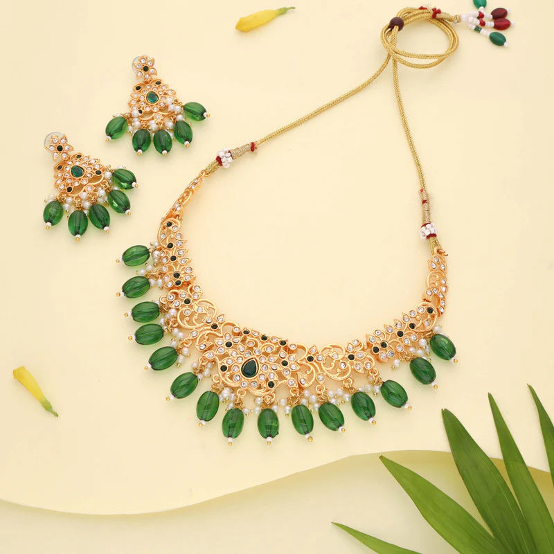Tehzeeb Creation gold pleated green colour nacklace with stud  THZ326