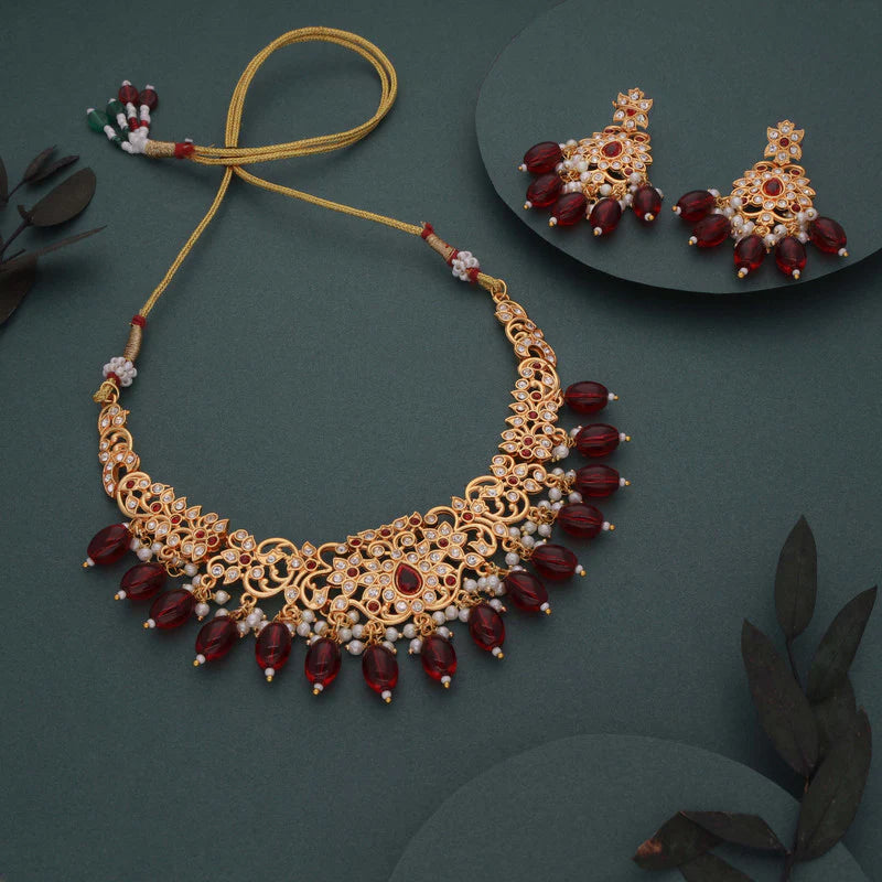 Tehzeeb Creation gold pleated maroon & green colour nacklace with stud  THZ329