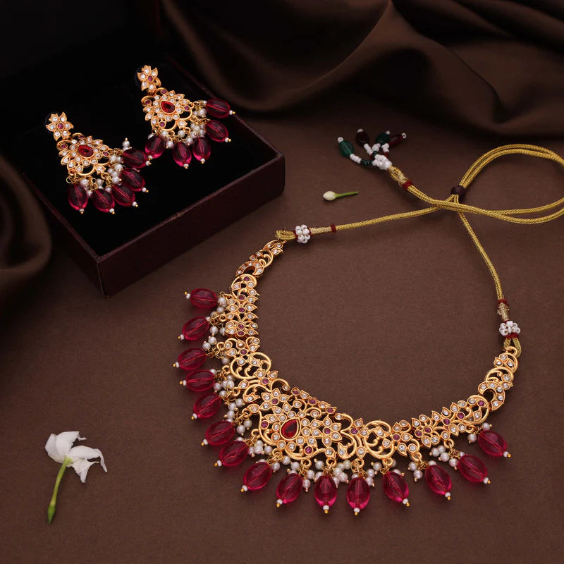 Tehzeeb Creation gold pleated pink colour nacklace with stud  THZ330