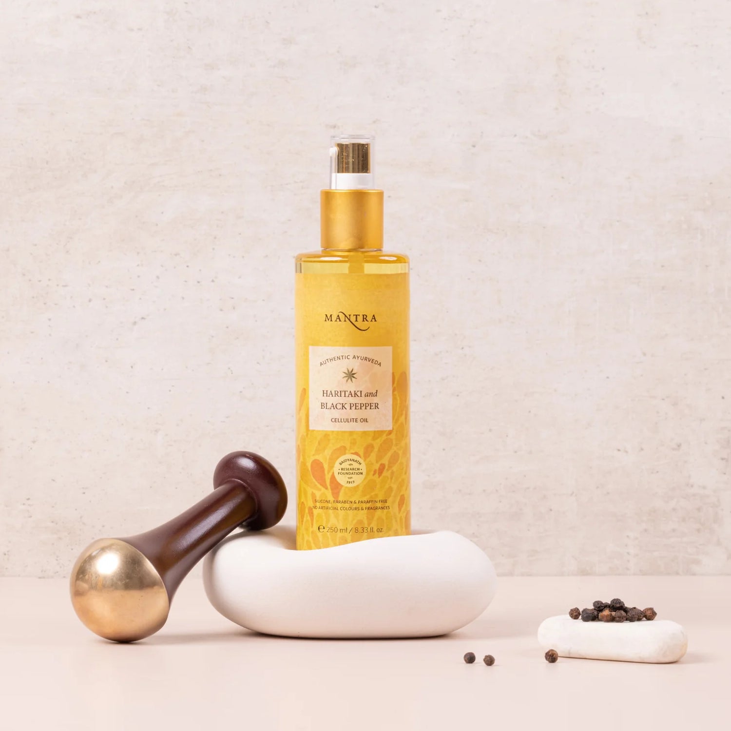 Haritaki And Black Pepper Cellulite Oil - Image 3