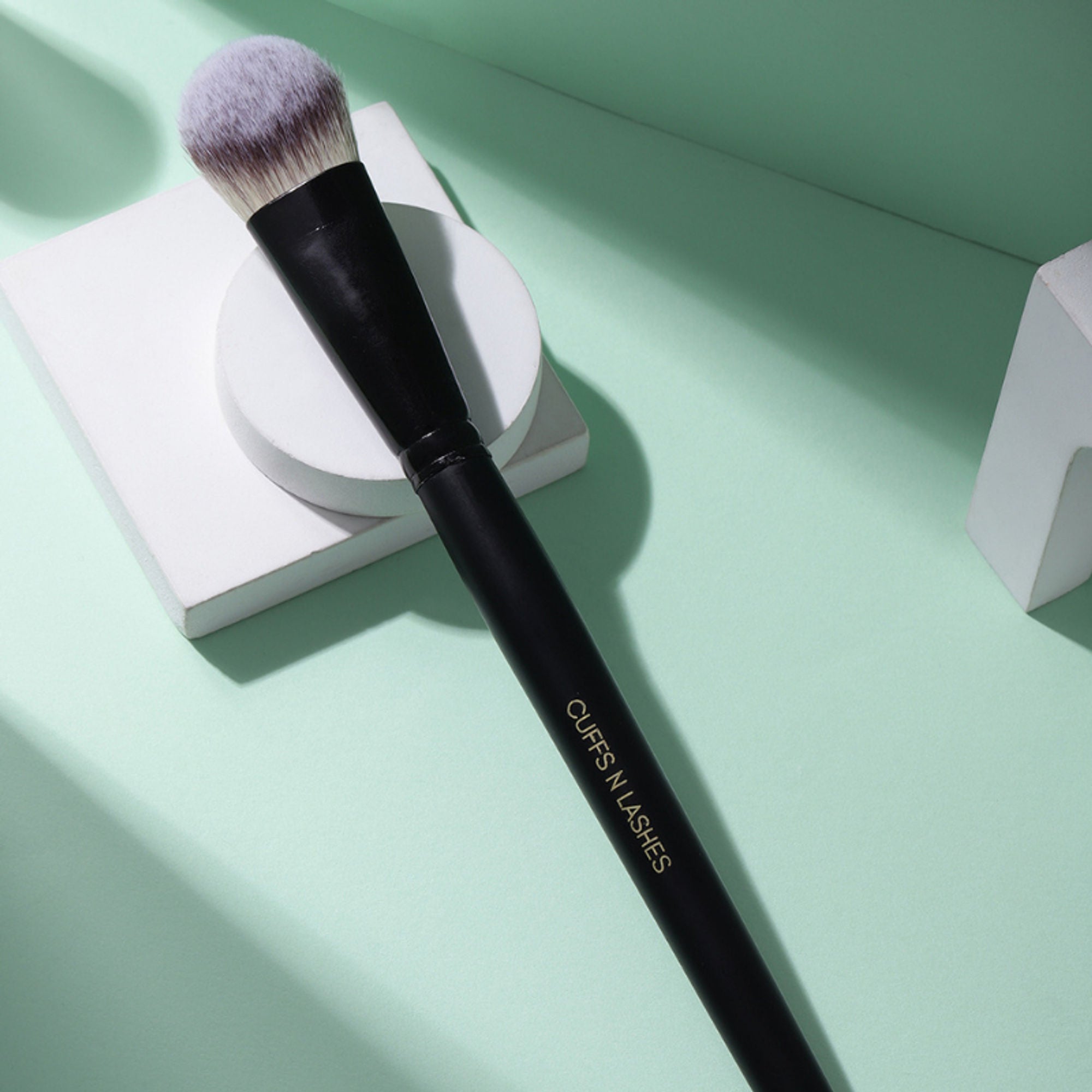 CUFFS N LASHES Foundation Brush - F016