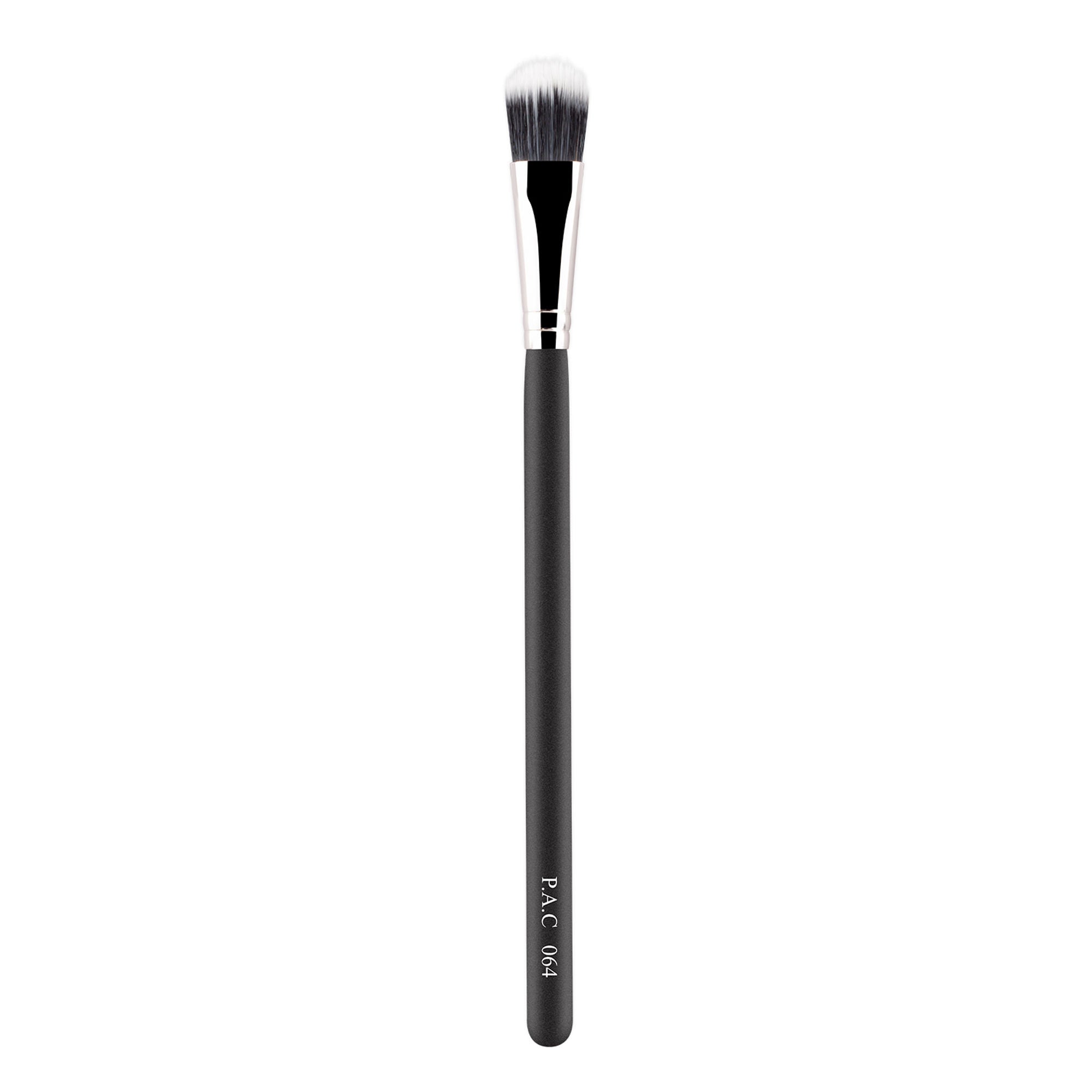 PAC Studio Concealer Brush - 064