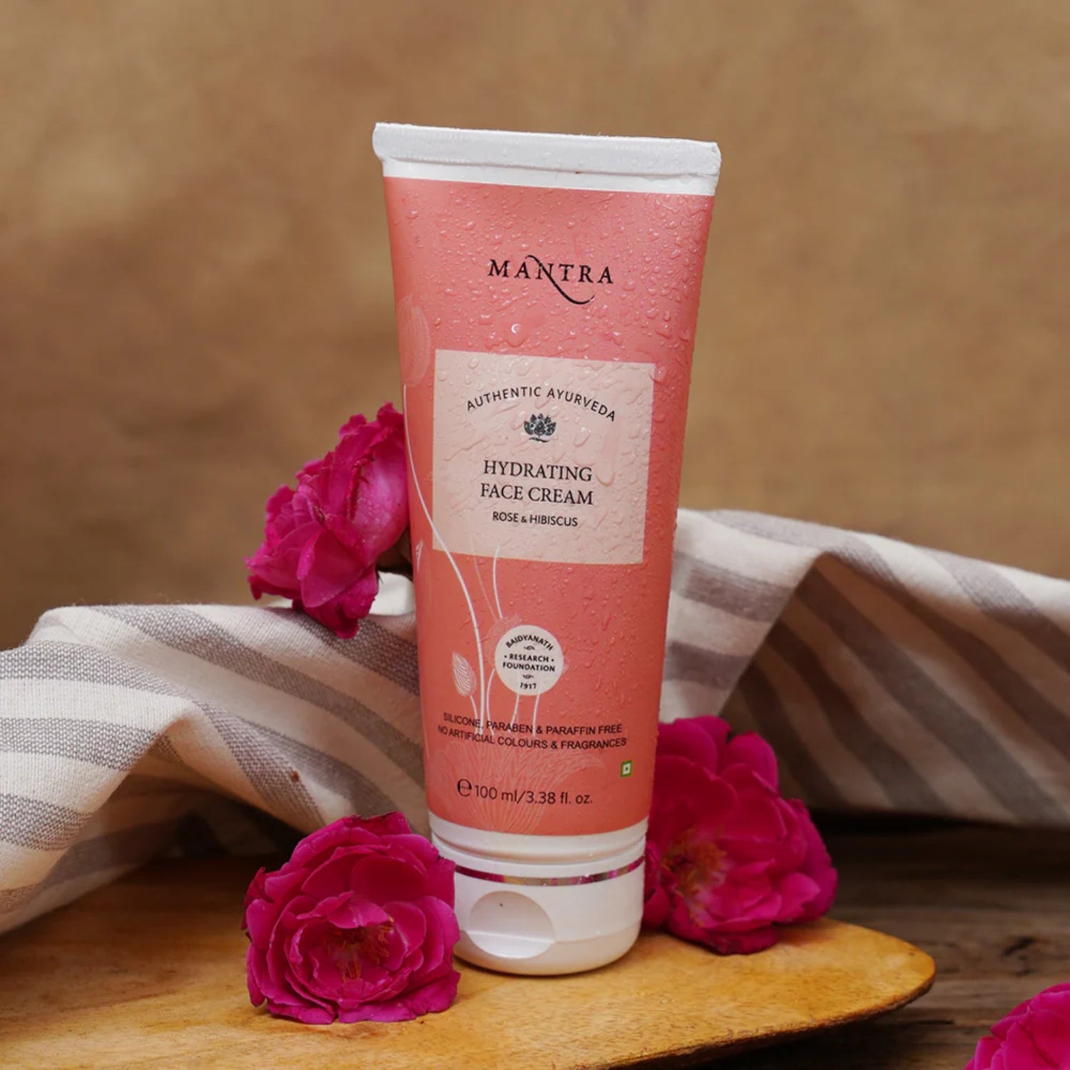 Mantra Rose and Hibiscus Hydrating Face Cream - Image 4