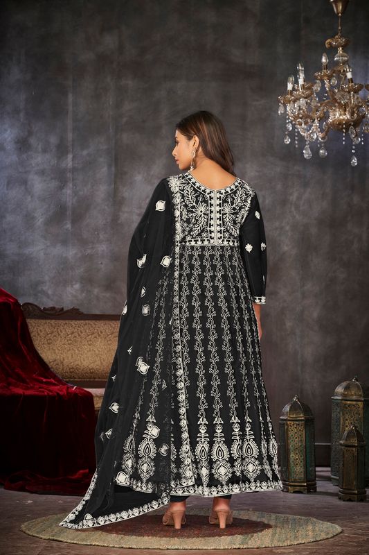 Aastha Black Dupatta with Net top fabric Georgette Crepe Bottom fabric