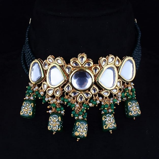 Tehzeeb Creation Back Meenakari 18k Gold Plated Tika Earring Combo Jewellery Set Uncut Kundan Big Faux Kundan Dibbi Kundan Choker Necklace Set for Girl's & Women THZ447