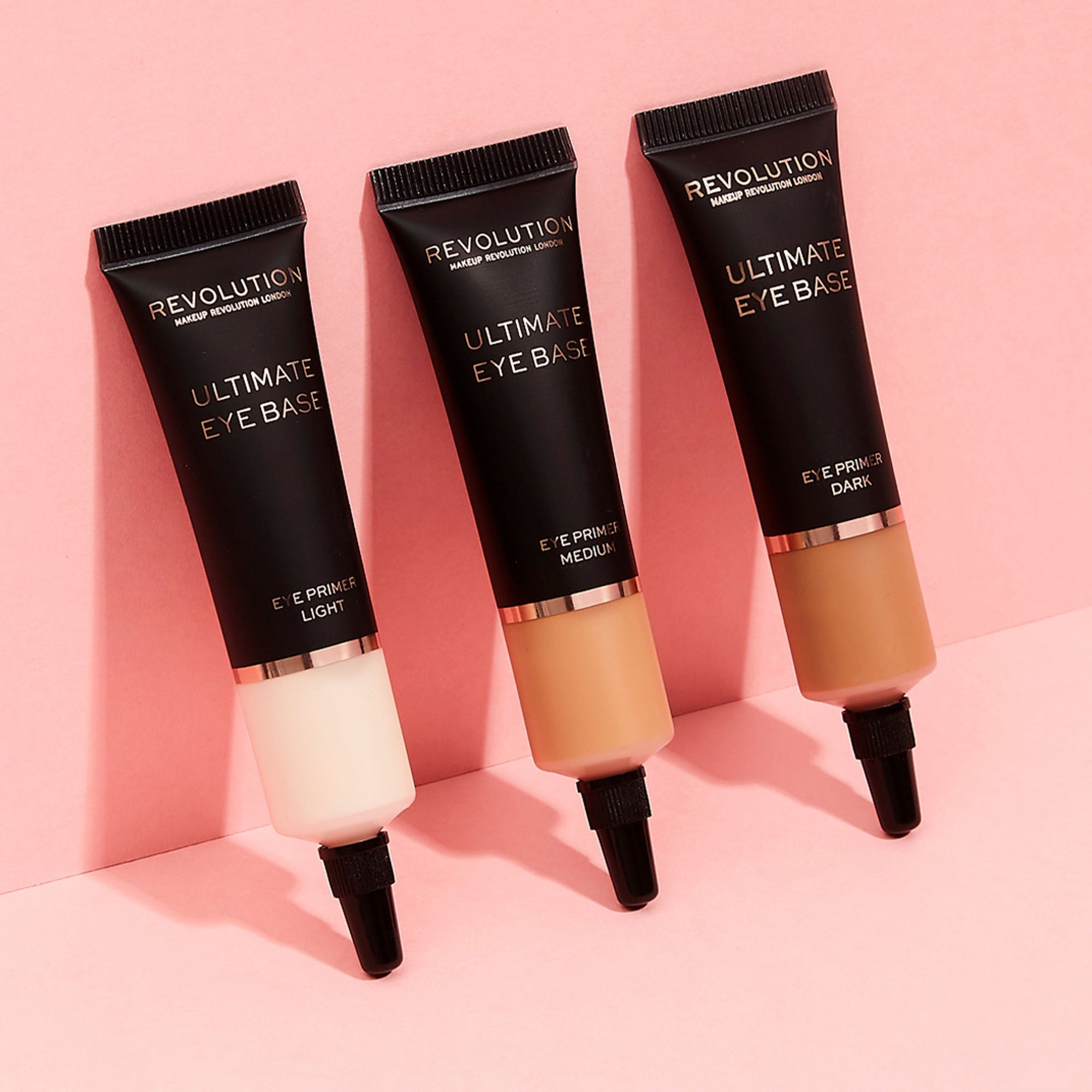 Makeup Revolution Ultimate - Base Dark
