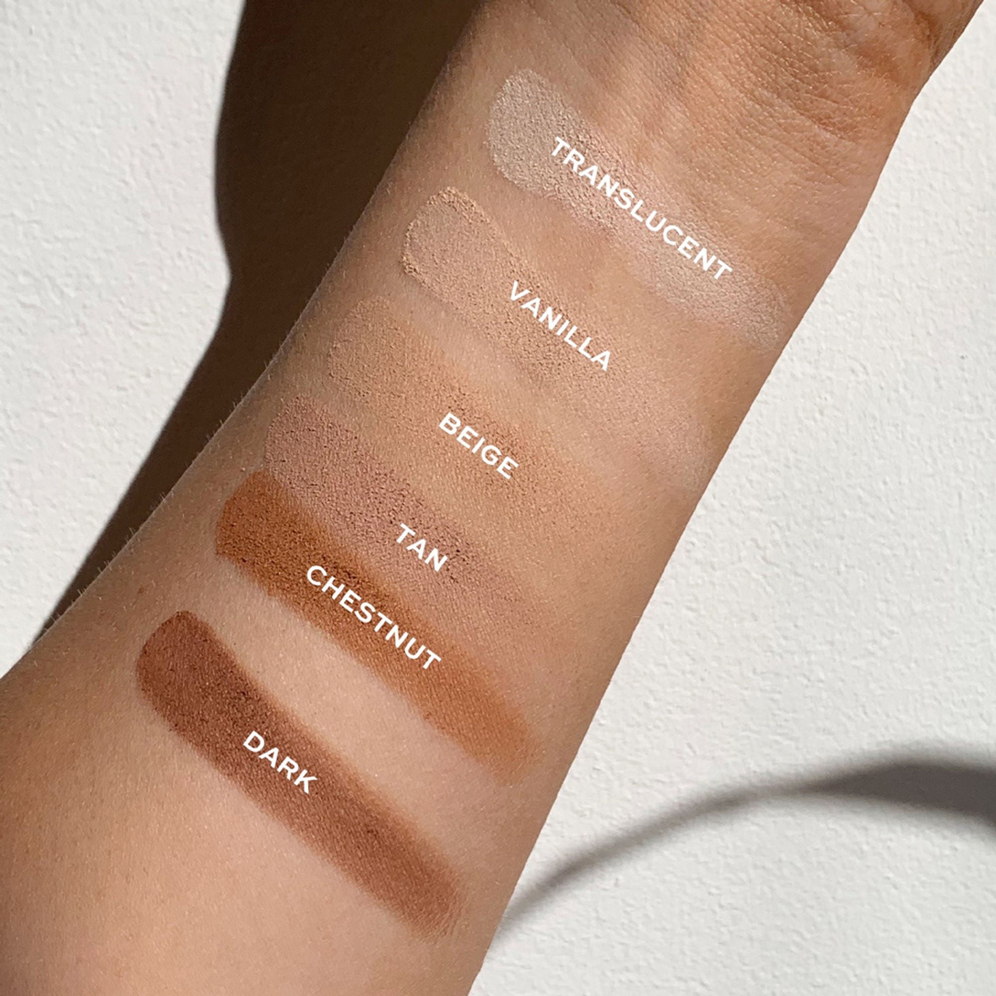 Makeup Revolution Reloaded Pressed Powder - Tan