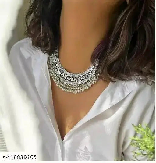WOMENS SILVER COLOUR OXIDISED NACLACE WITH WHITE PEARL  THZ079