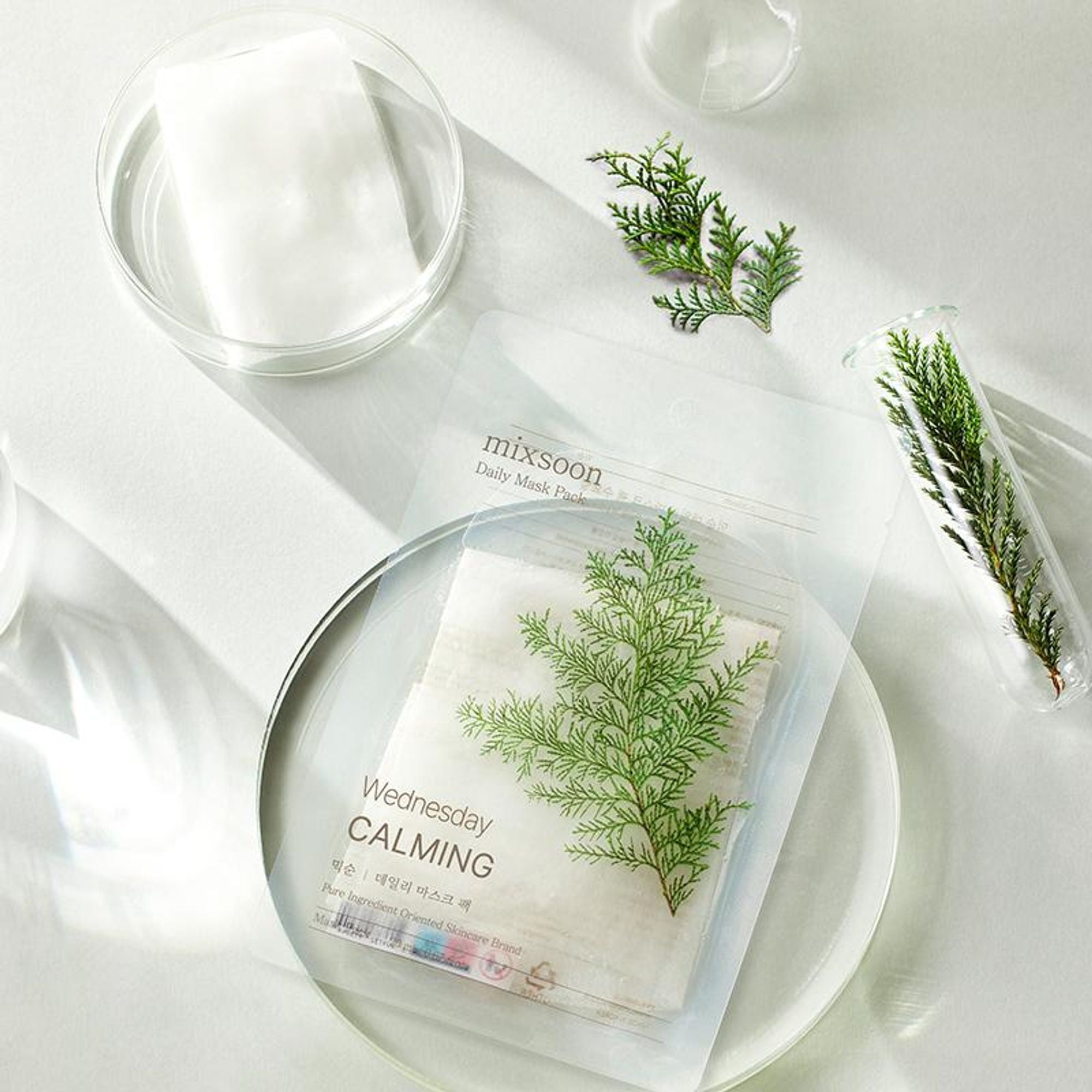 Mixsoon Daily Mask Pack Wednesday, Soothes, Hydrates & Strengthens Skin Barrier Sheet Mask