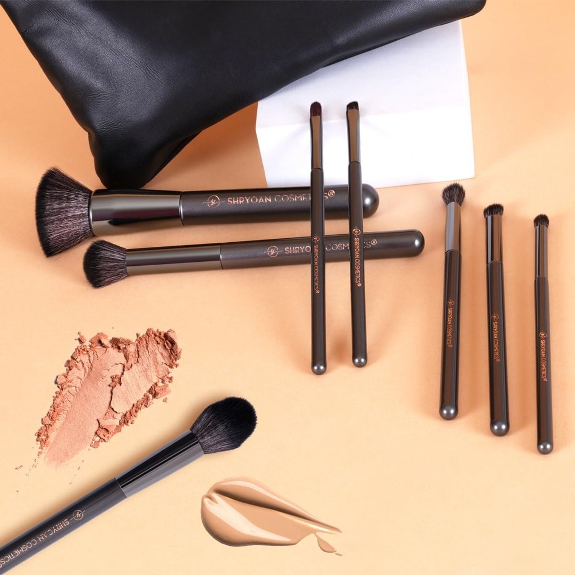 Shryoan Lip Brush with Soft & Synthetic Bristles