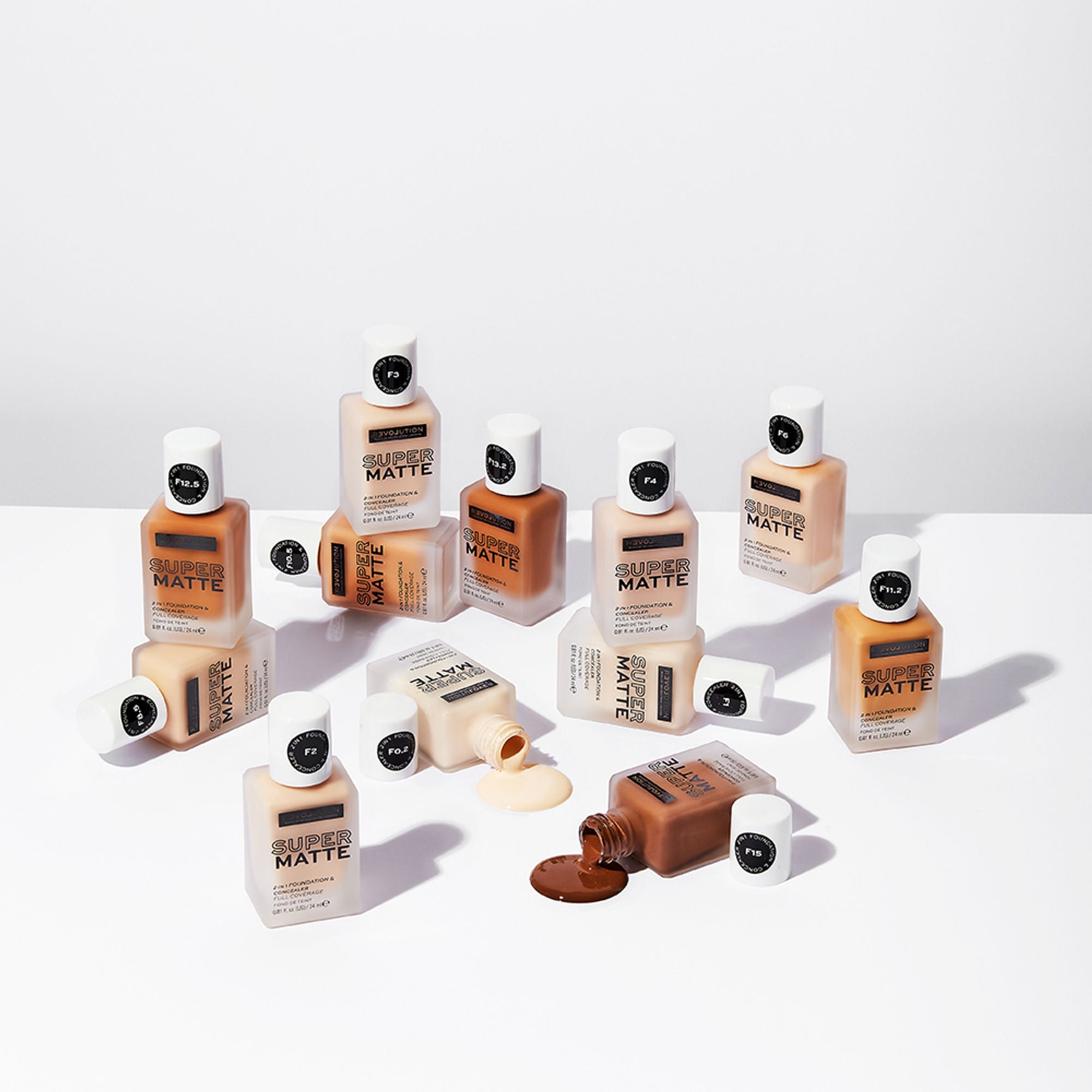 Makeup Revolution Relove Supermatte Foundation - F8-5