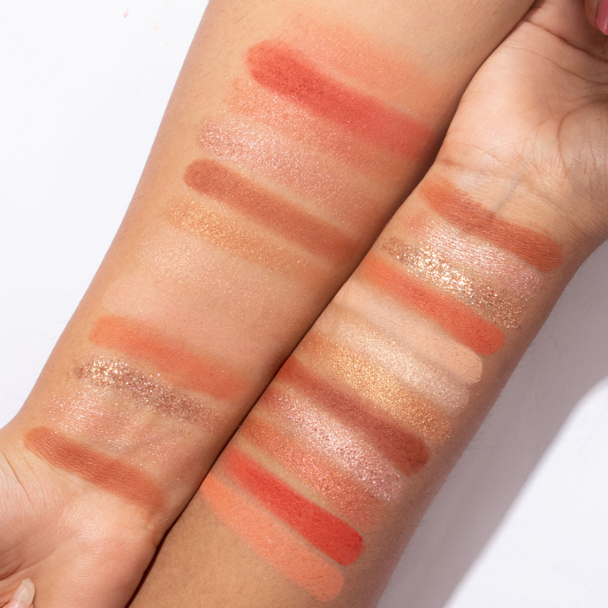 PINKFLASH Pro Touch Eyeshadow Palette - 04 Grapefruit Mousse