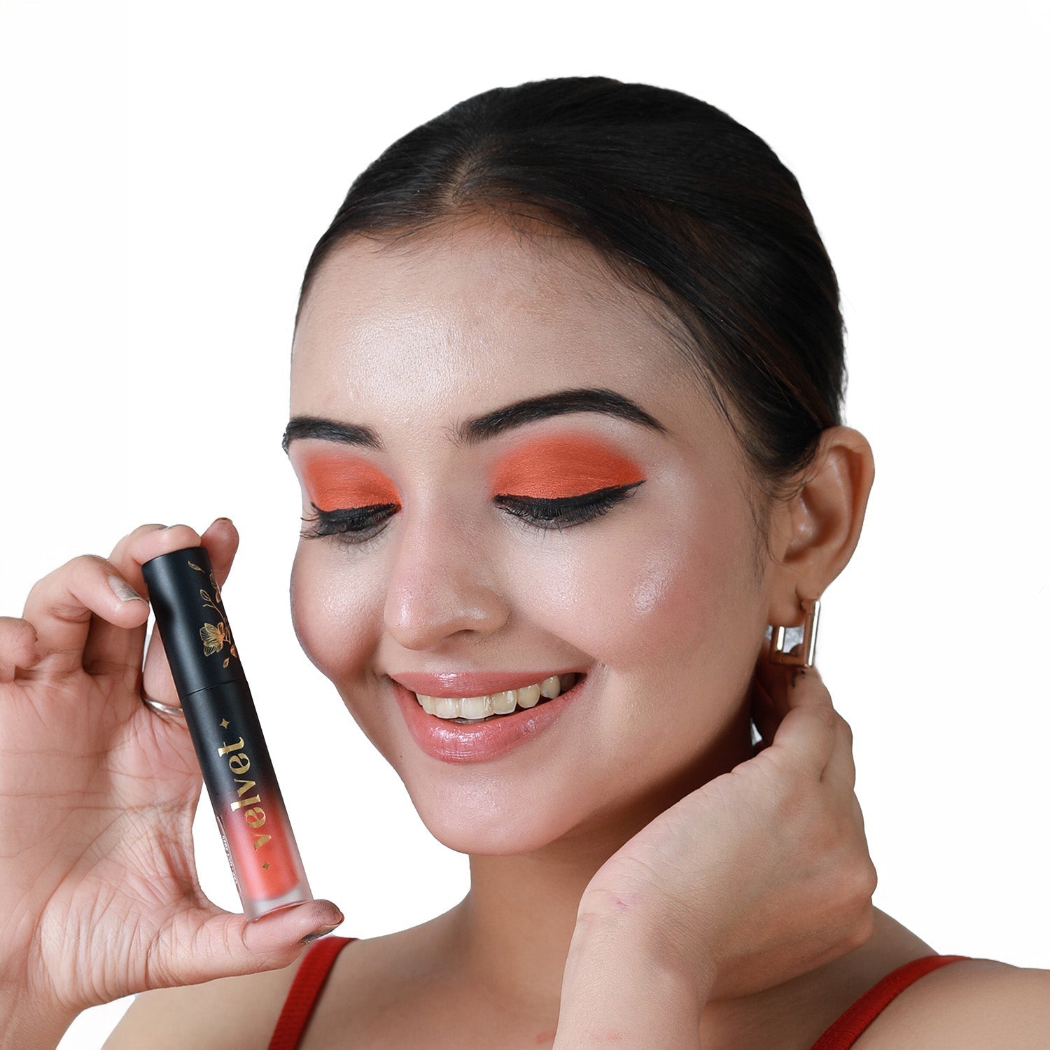 Aflairza Velvet Liquid Eyeshadow for Nourishing, Lightweight & Smudge-Free Wear