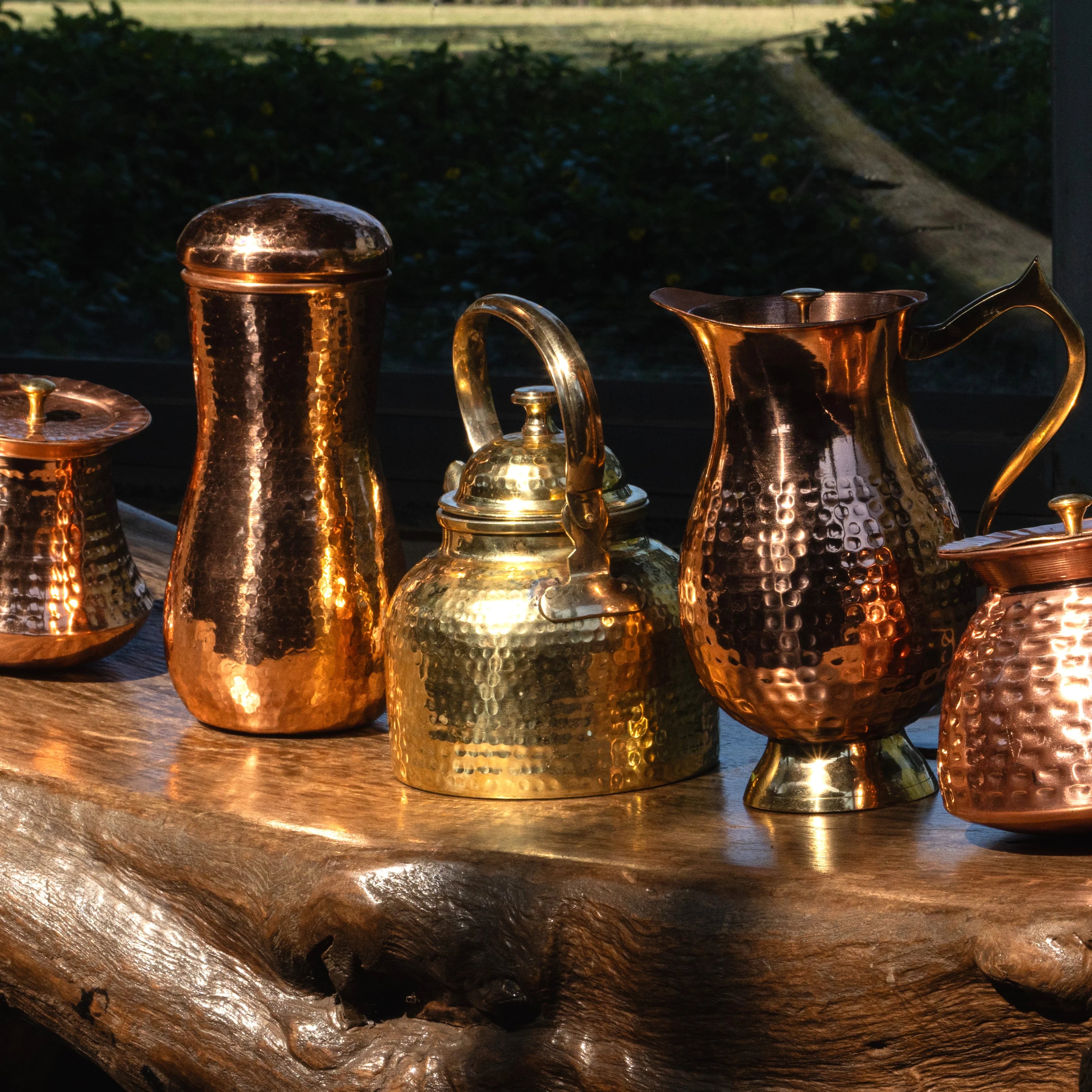 Health Smith Pure Copper Jug for Water with Lid & Handle - Antioxidant and Antimicrobial