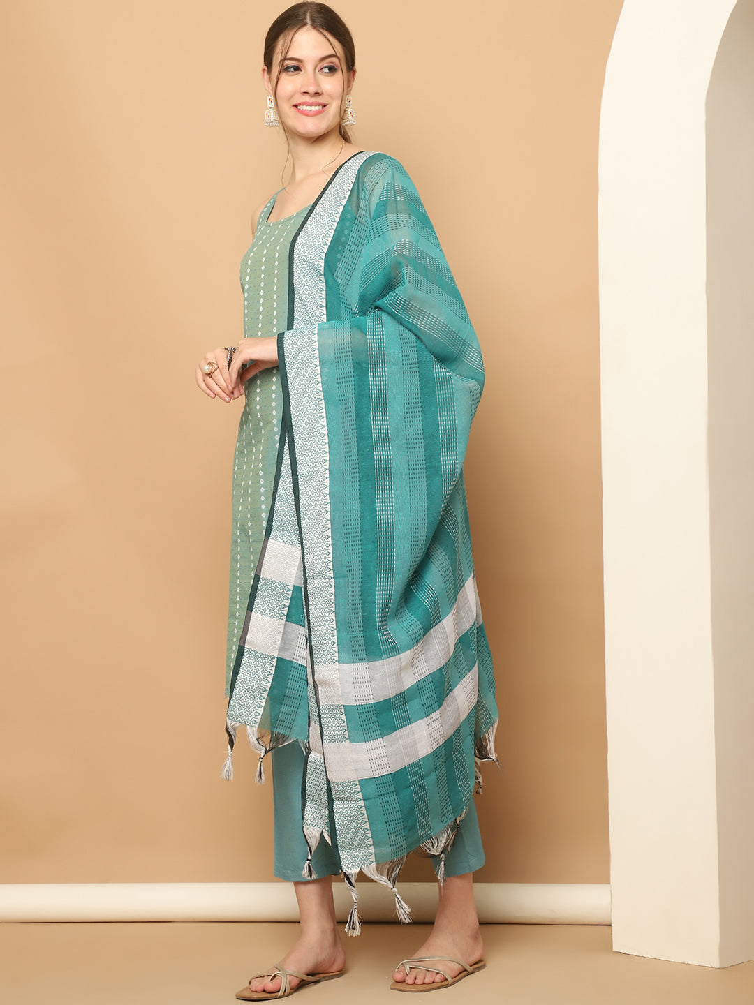 Green Dobby Kurta with pallazos dupatta set ( JOKPL D61Ra 1563 Rama )