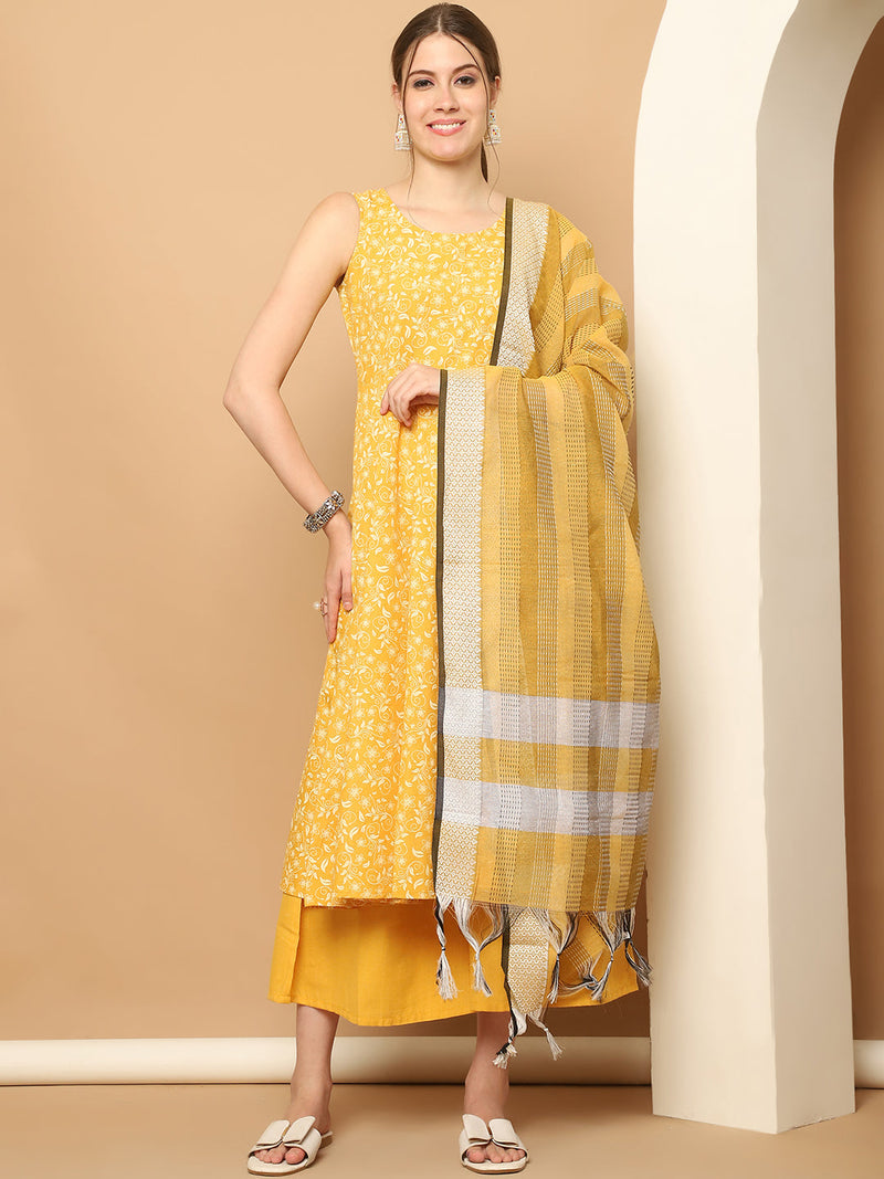 Printed yellow flared kurta pallazos dupatta set ( JOKPL D61Y 1565 Yellow )