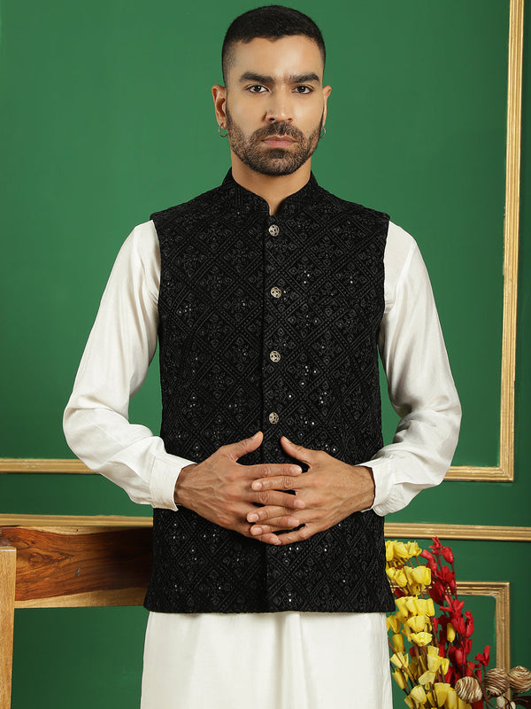 Men's Velvet Nehru Jacket With Solid Kurta Pyjama