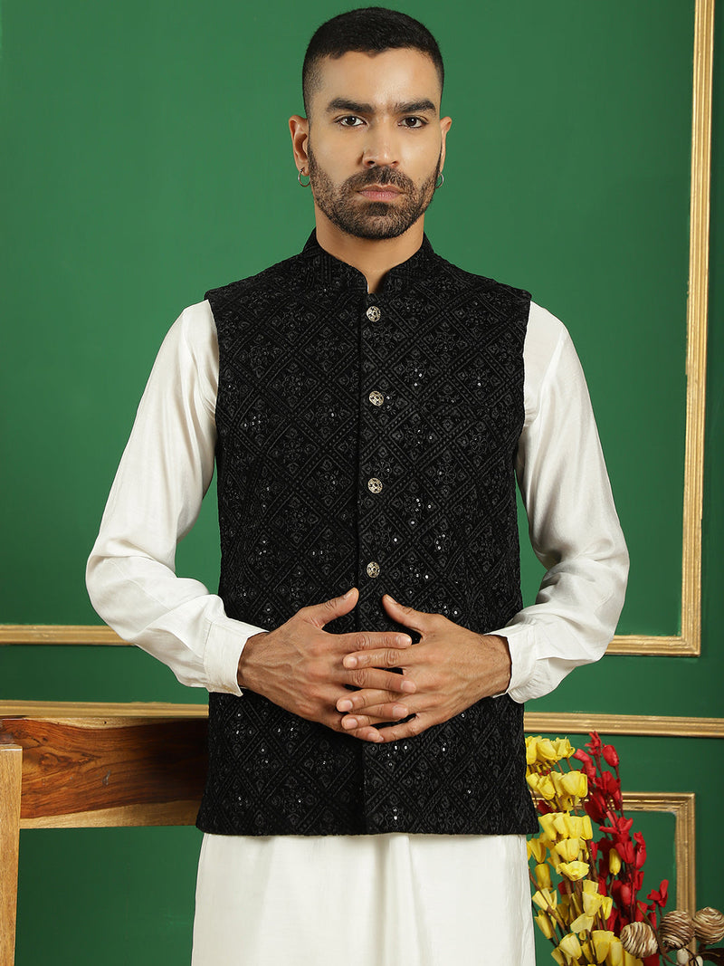 Men's Velvet Nehru Jacket With Solid Kurta Pyjama