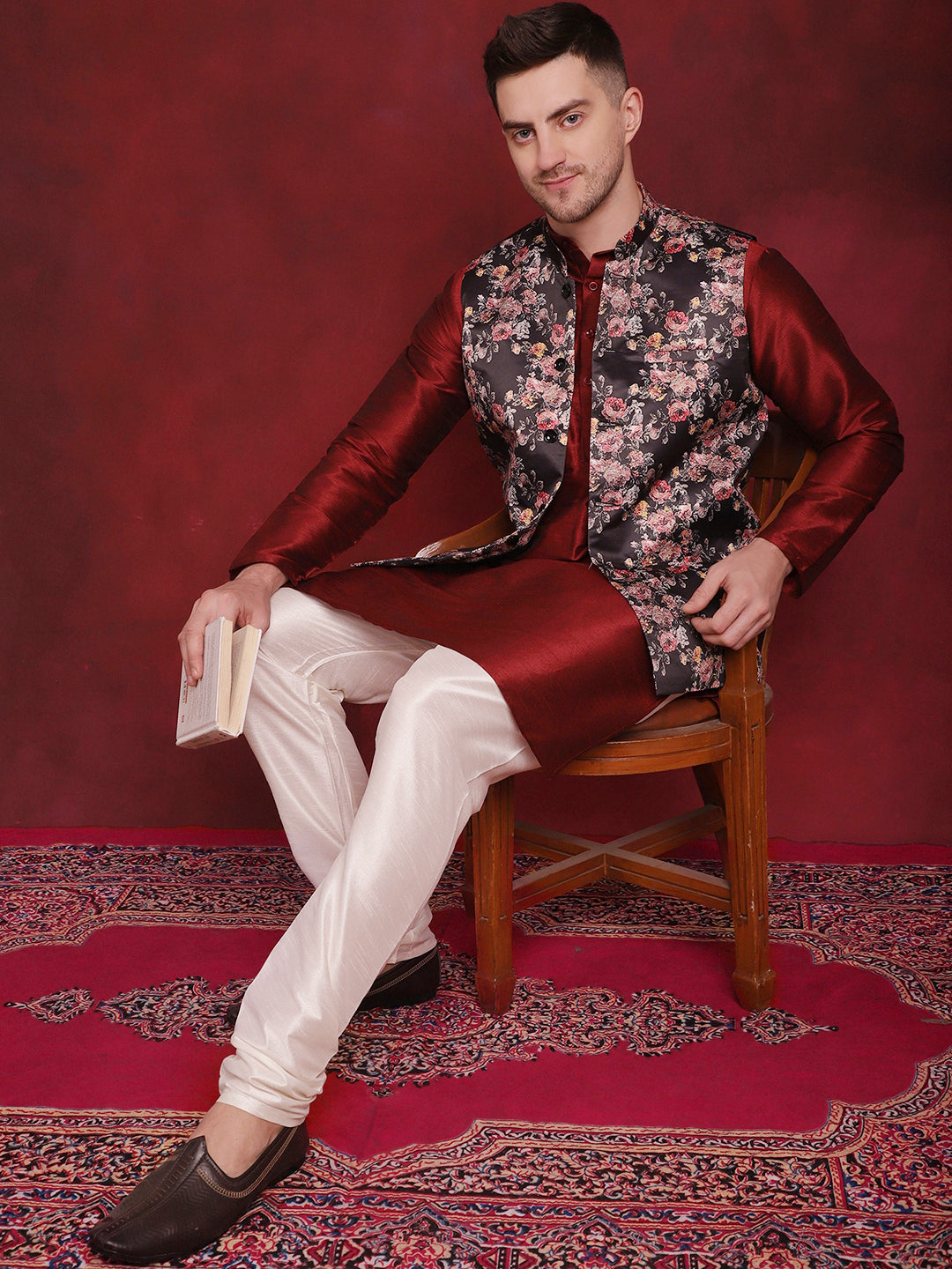 Black Floral Printed Nehru Jacket With Kurta Pyjama Set ( JOKPWC 636M 4090Black )