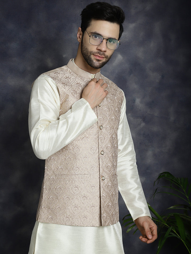 Men's Sequins and Embroidred Nehru Jacket With Solid Kurta Pyjama ( JOKPWC 636W 4096Peach )