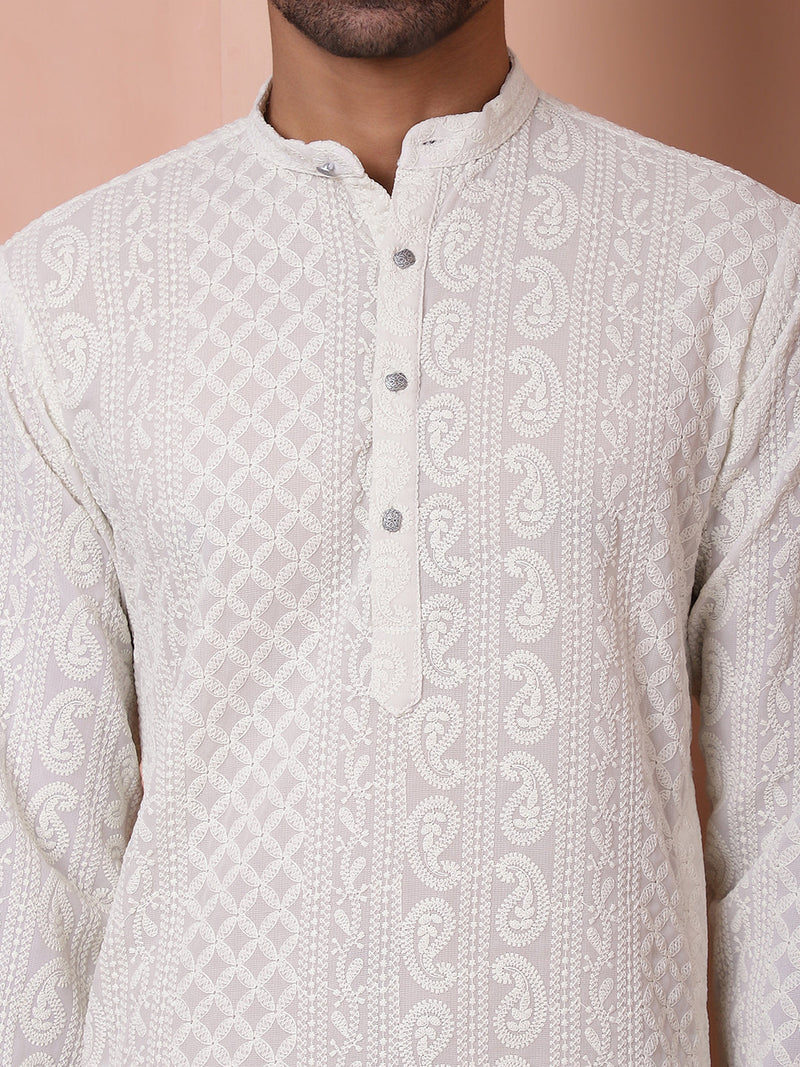 Men's Embroidered Kurta Pyjama Set