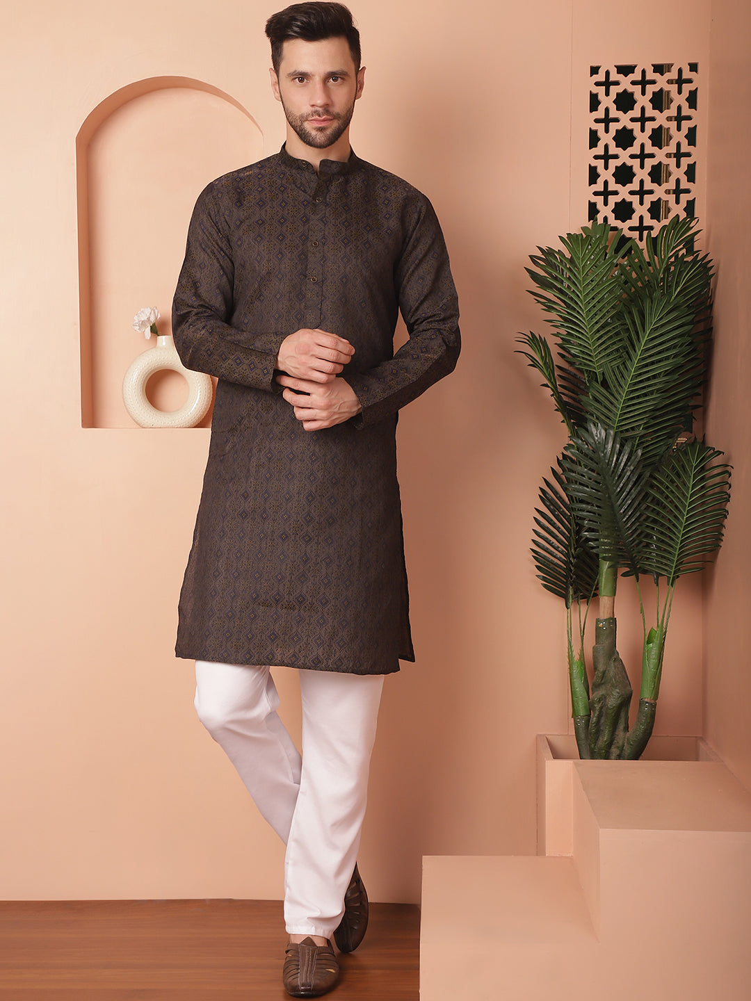 Woven Design Silk Blend Kurta with Pyjama