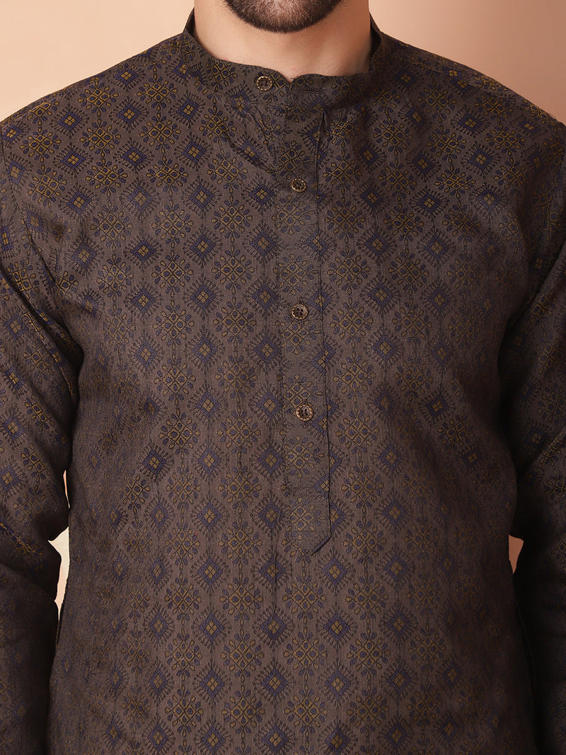 Woven Design Silk Blend Kurta with Pyjama