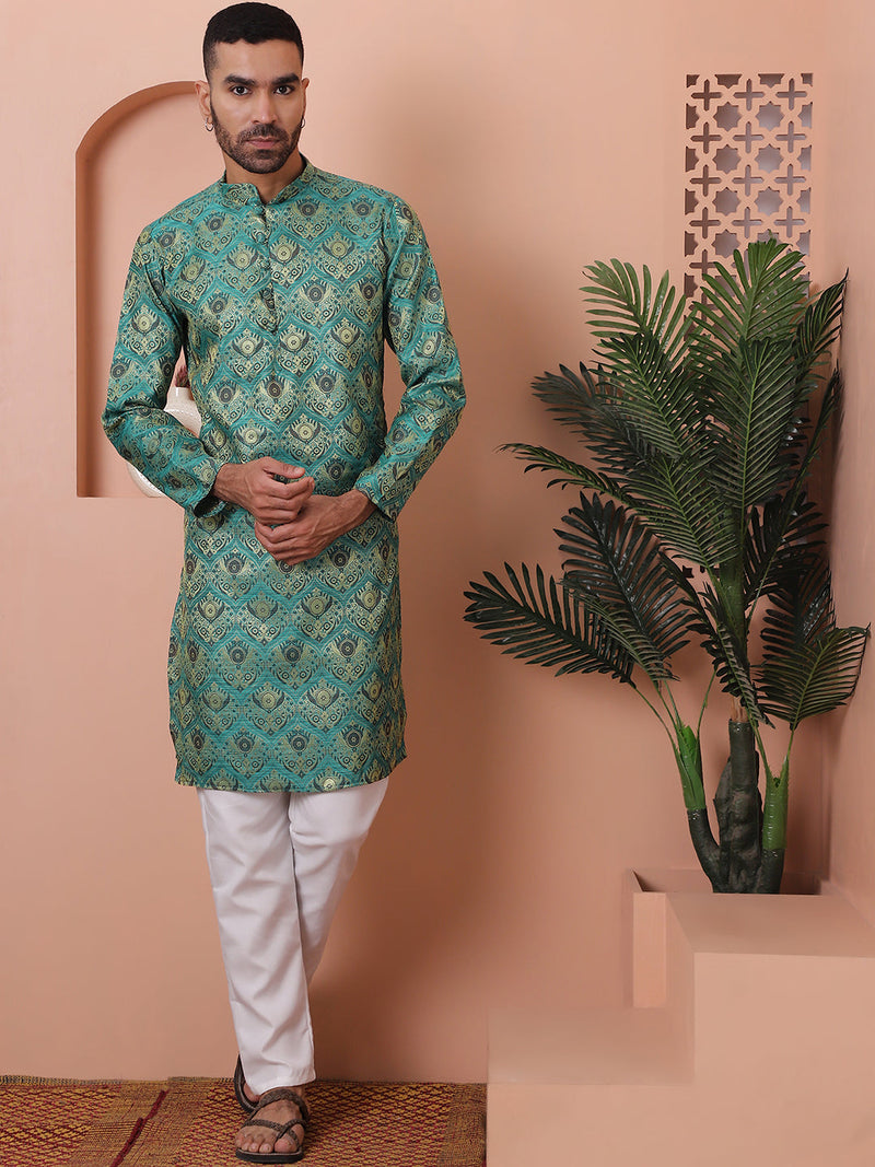 Men Green Silk Blend Straight Kurta Pyjama Set