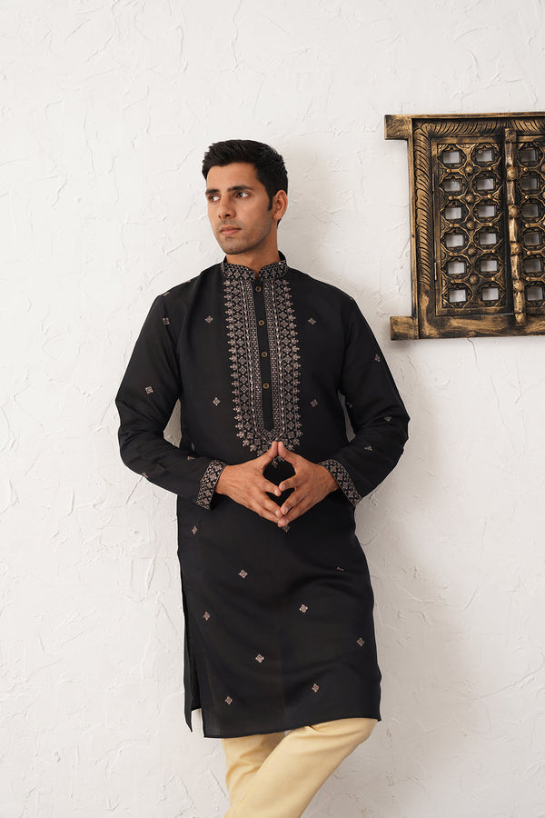 Men's Sequins Embroidered Kurta With Pyjama