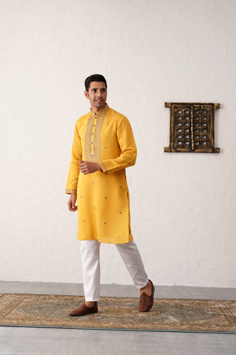 Men's Sequins Embroidered Kurta With Pyjama