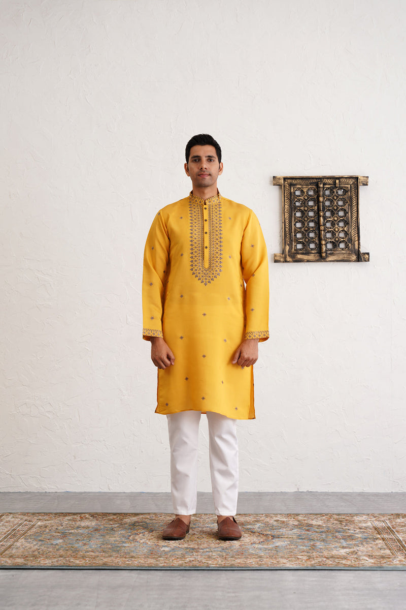 Men's Sequins Embroidered Kurta With Pyjama