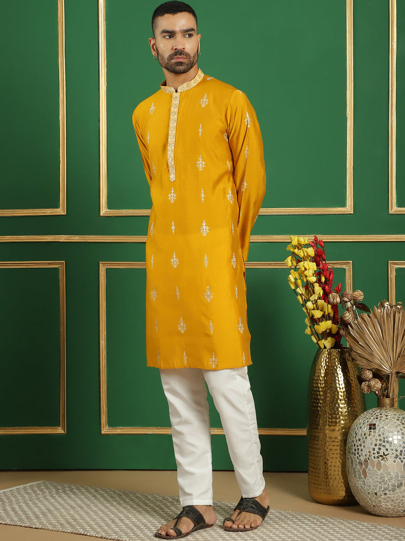 Men's Foil Printed Kurta with Pyjama