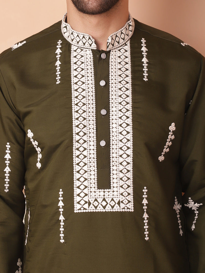 Men's Collar Chikankari Embroidered Kurta With Pyjama