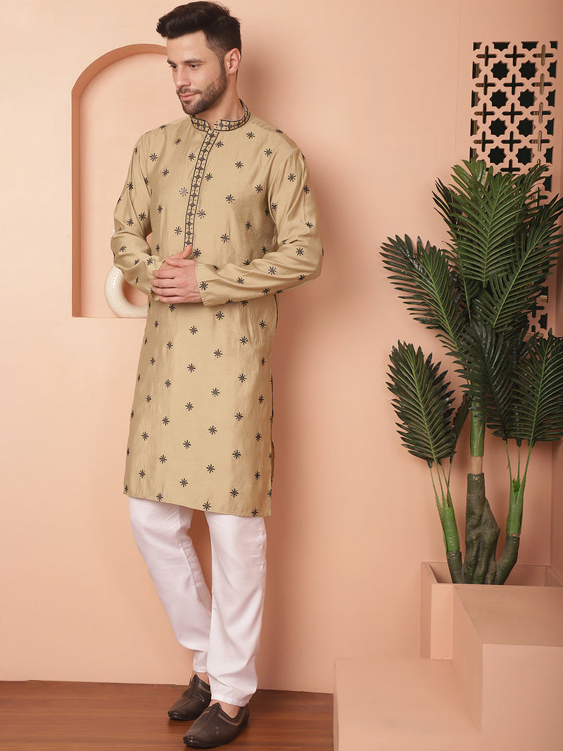 Men's Collar Chikankari Embroidered Kurta With Pyjama