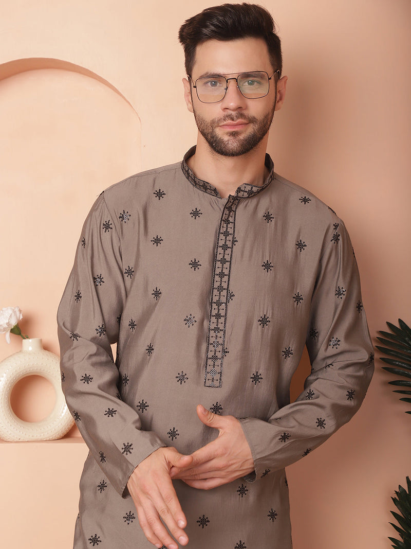 Men's Collar Chikankari Embroidered Kurta With Pyjama