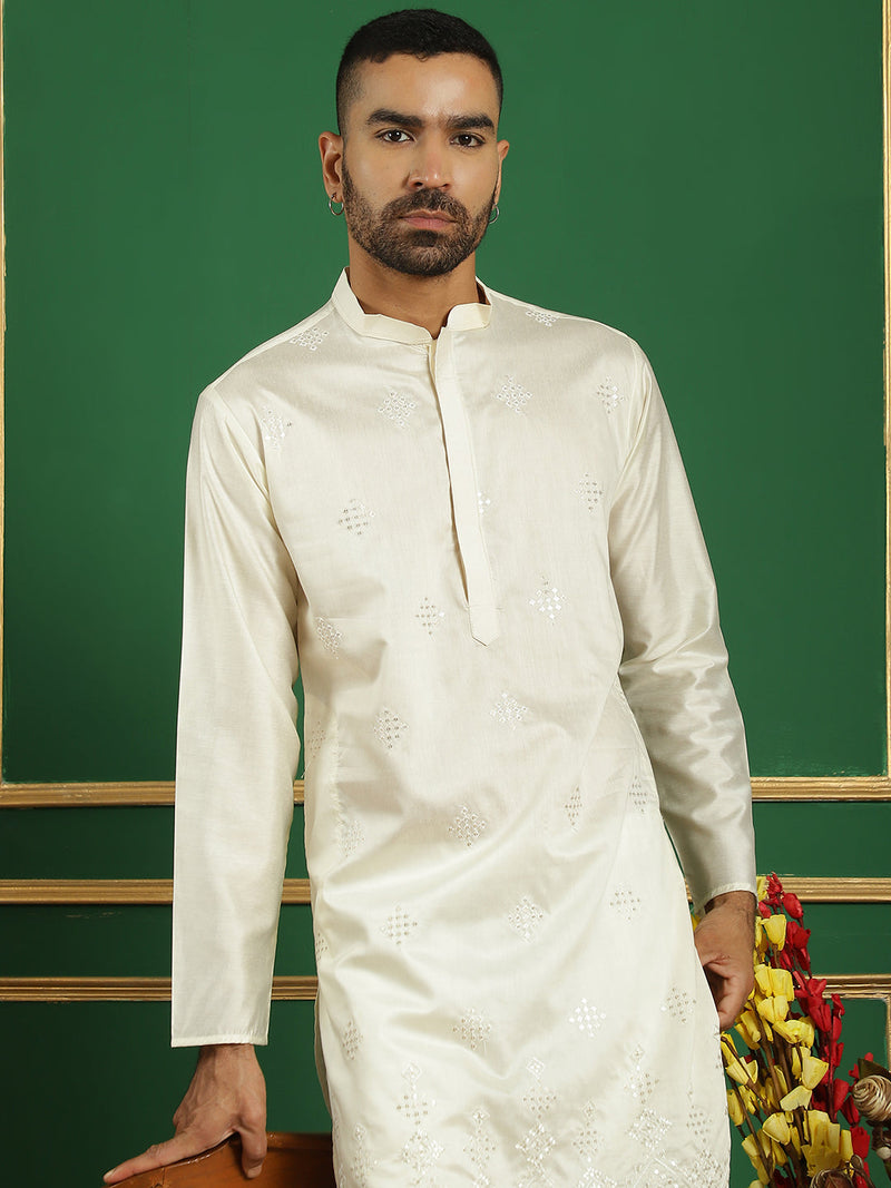 Men's Embroidered Kurta with Pyjama