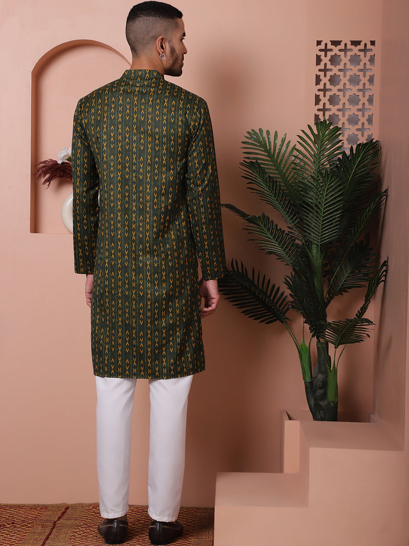 Men Printed Cotton Kurta Pyjama Set