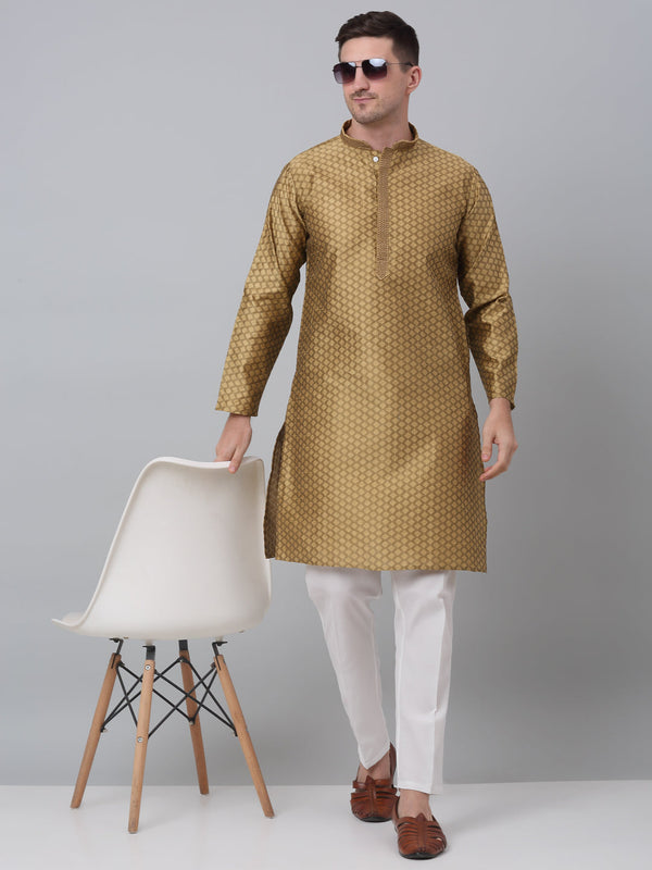 Men's Mustard Collar Embroidered Kurta with Pyjama.