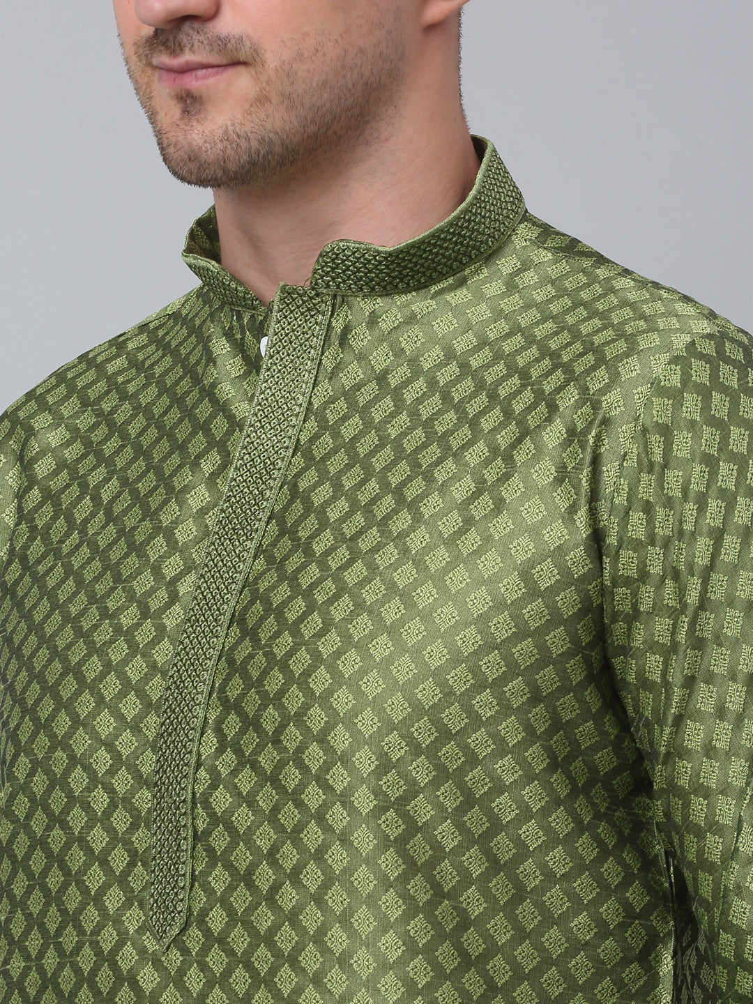 Men's Olive Green Collar Embroidered Kurta with Pyjama.