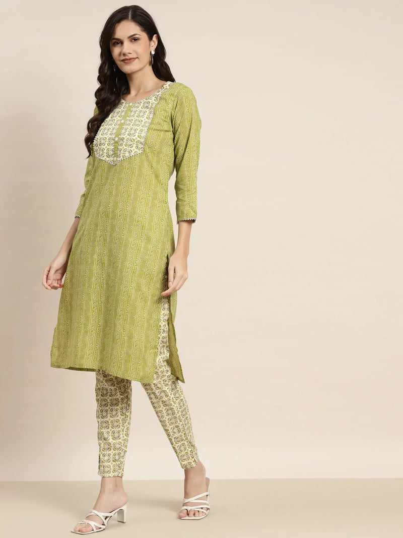 Printed Gotta Patti Kurta with Trousers & Dupatta ( JOKS D36W 1470 Green )