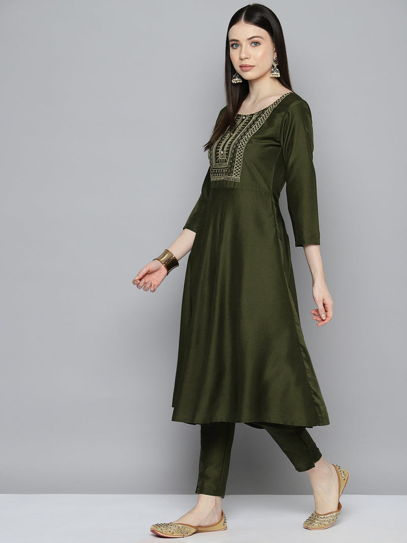 Sequin, zari embroidered flaired kurta with pants and dupatta ( JOKS D50G 1537 Green )