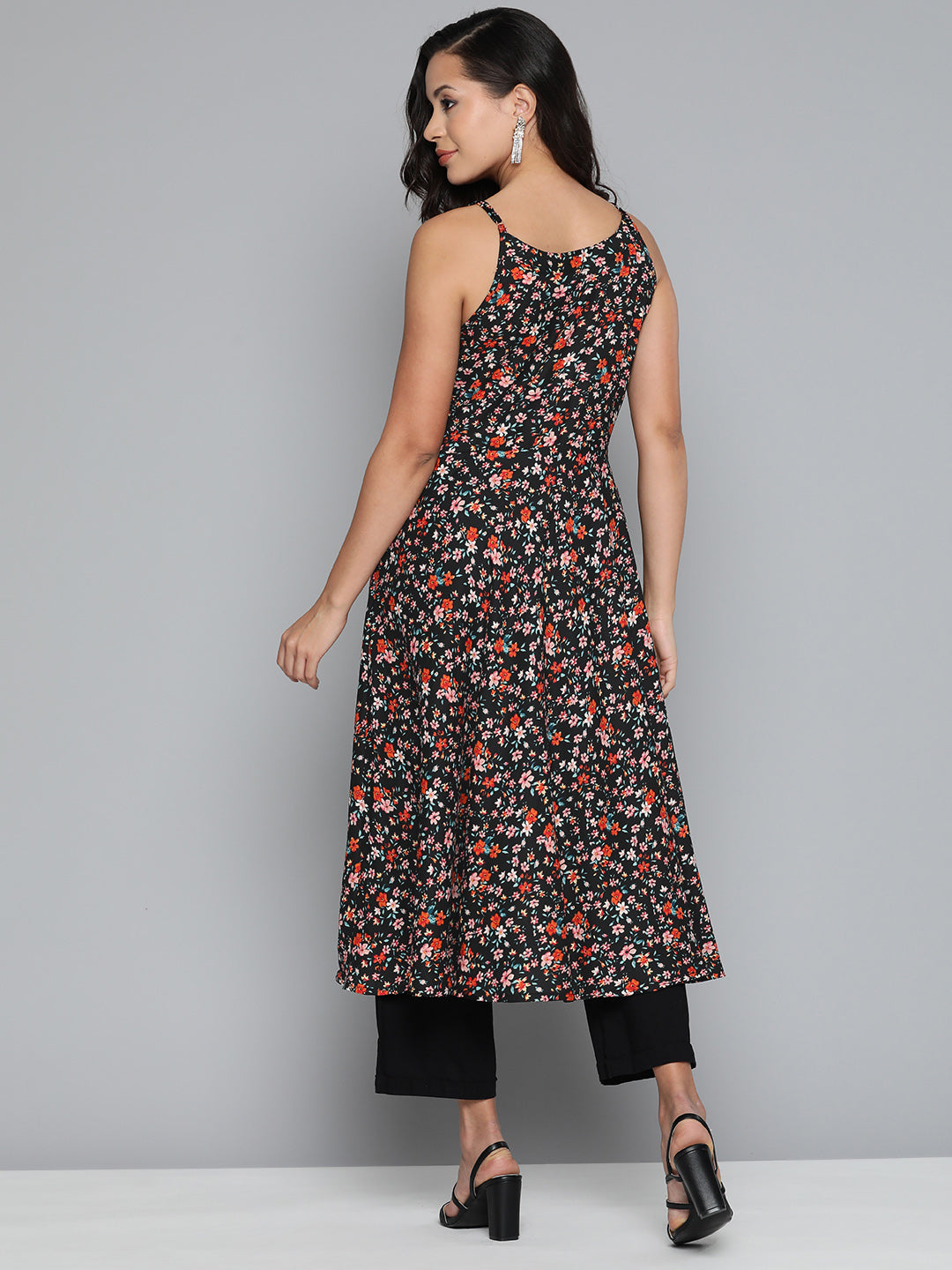 Jompers Floral Printed Floral Georgette Kurta ( JOK 1491 Black )